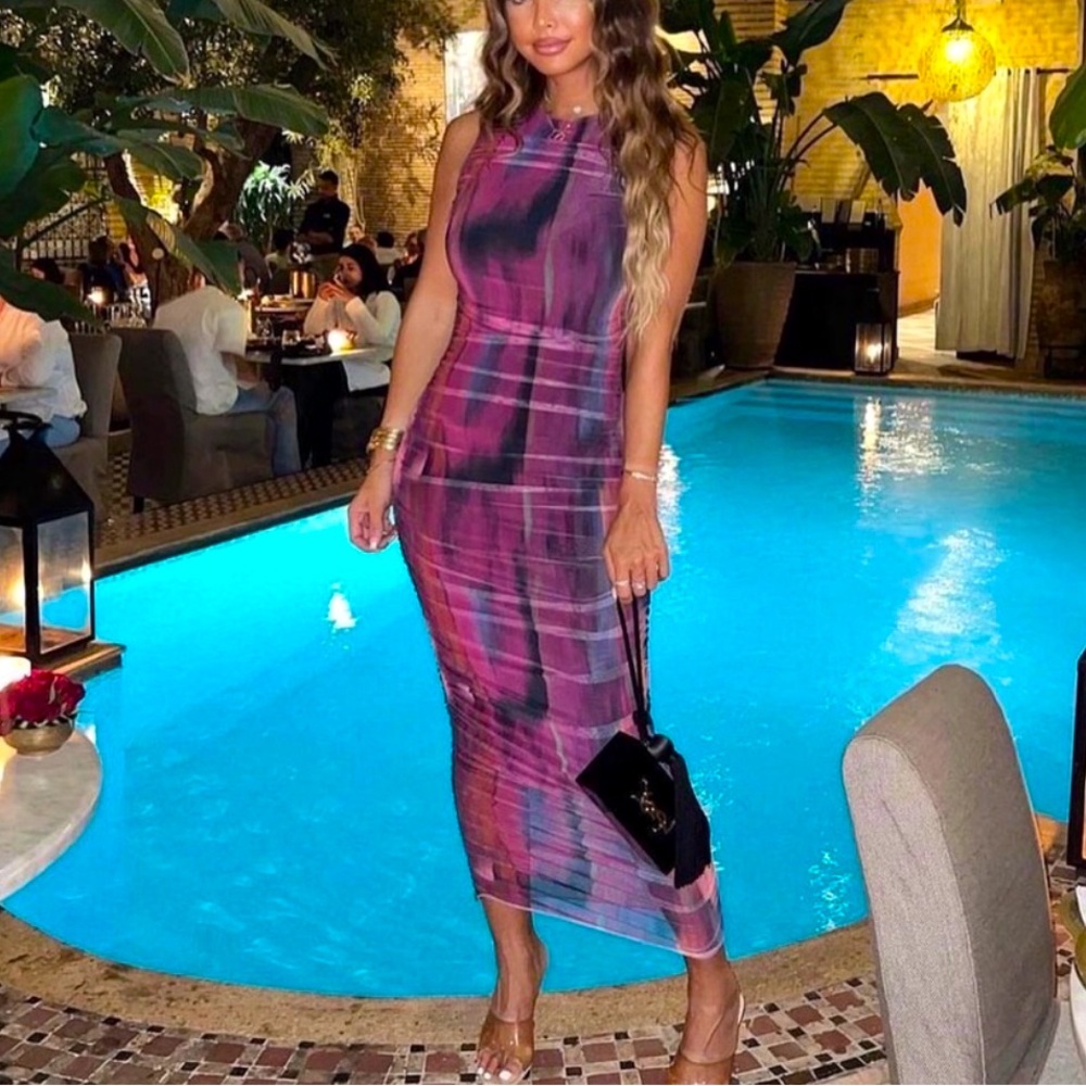 Sleeveless Pink Plaid Midi Dress